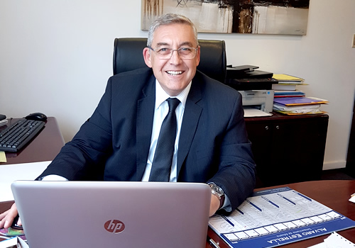 Alvaro Estrella. Despachante de Aduanas